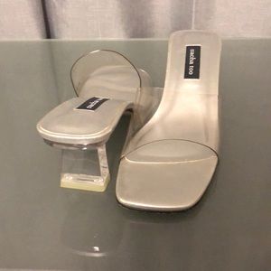 Vintange Sacha Too heels